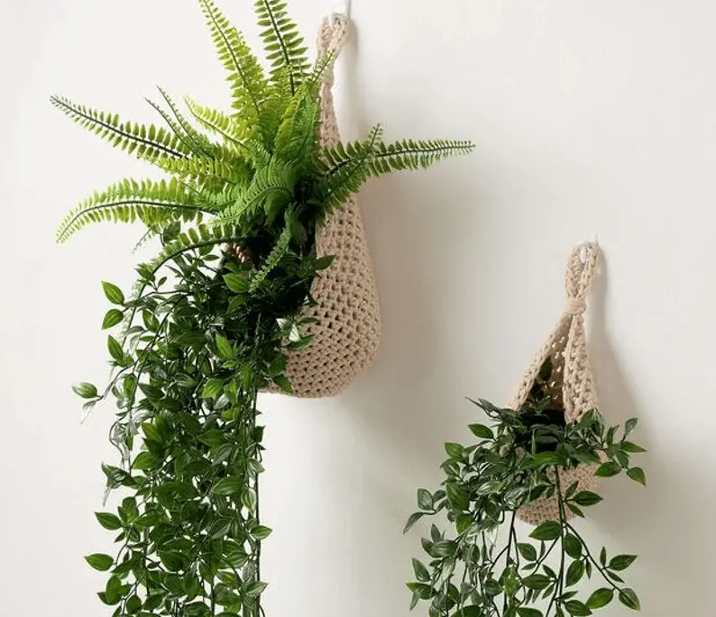 crochet plant hanger
