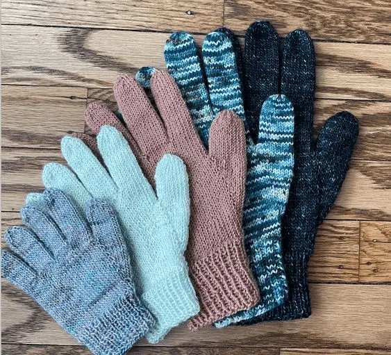 knit gloves