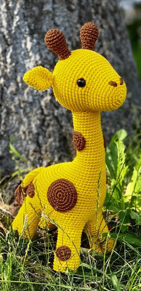 fast and super cute crochet giriaffe