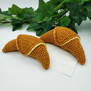 beginners crochet croissant pattern