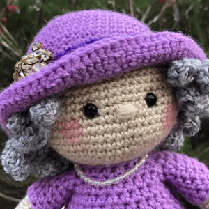Crochet Queen Elizabeth Pattern ( SitnCrochet 2024