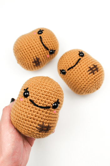 Easy Crochet Potato Free Pattern ( SitnCrochet 2023