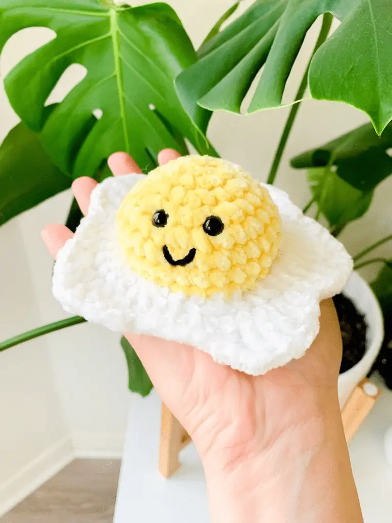 crochet fried eggs amigurumi free patterns and Paid patterns