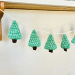 crochet Christmas bunting