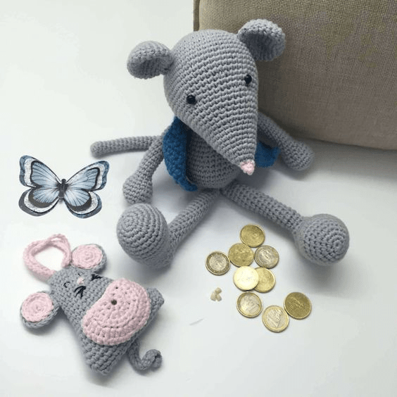 how to crochet a mouse
