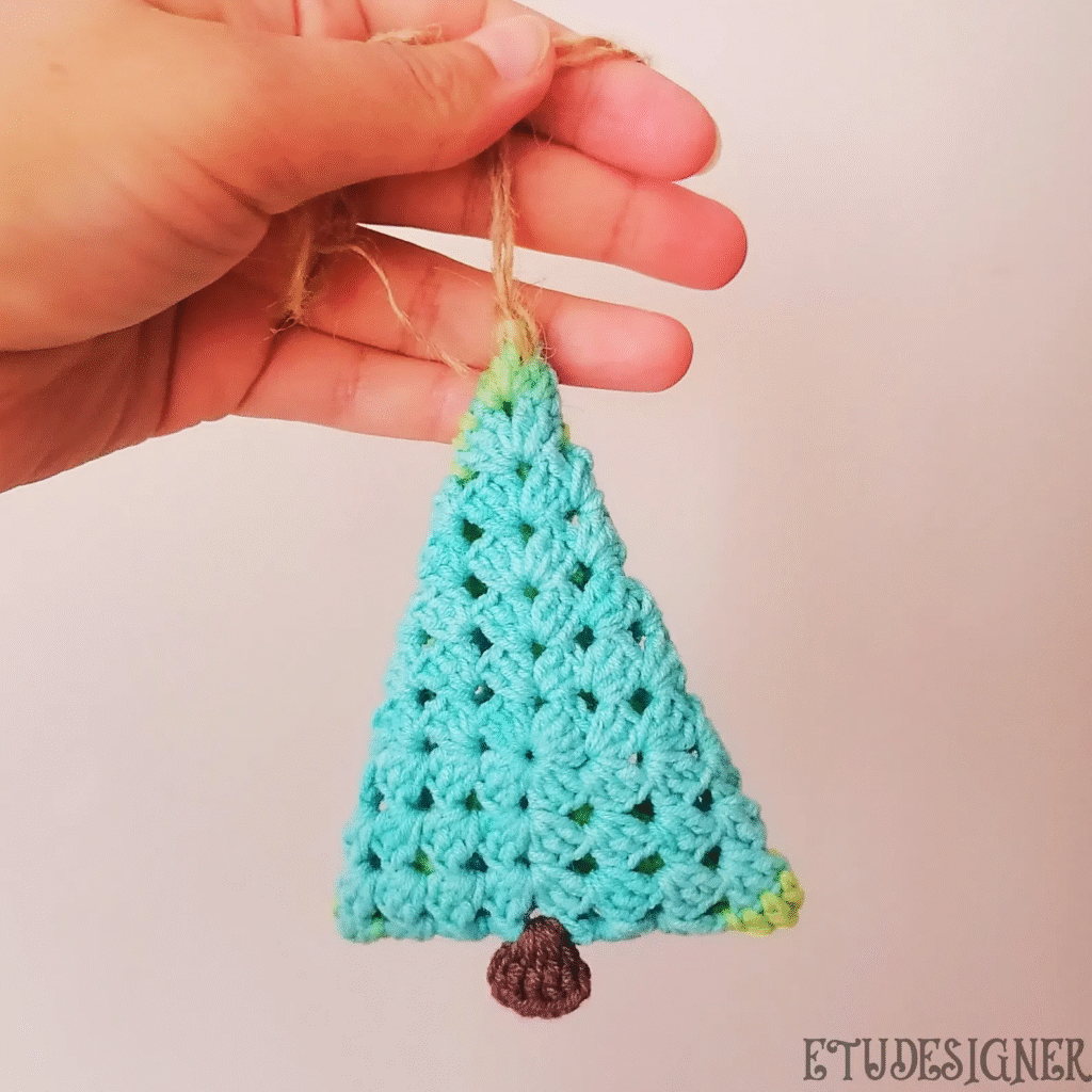 crochet Christmas tree pattern