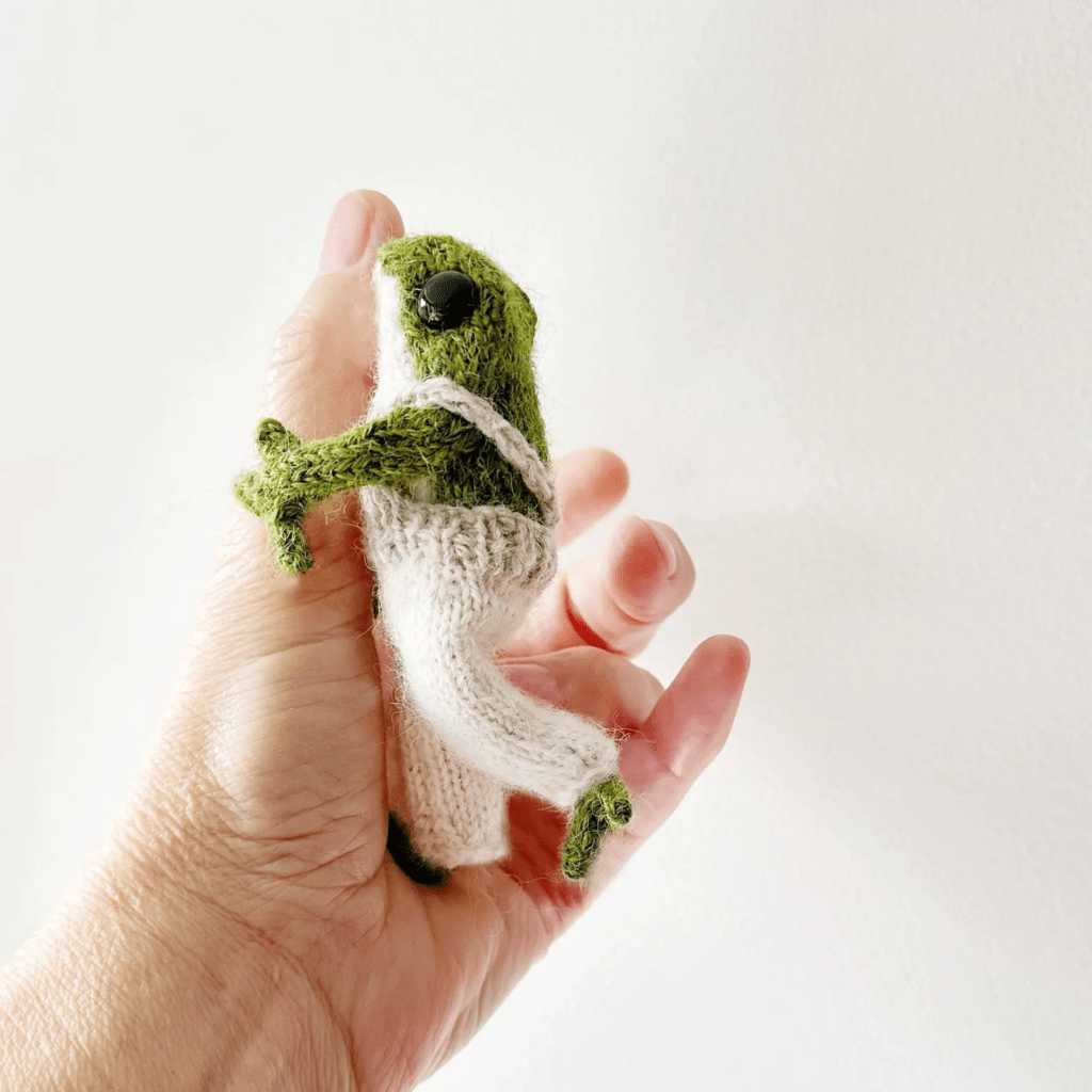 knit valentines day gift