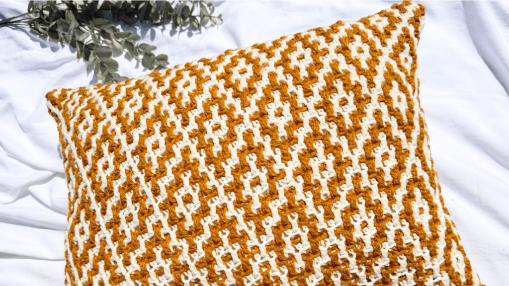 free mosaic cushion crochet pattern